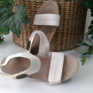 Aetrex Arielle Wedge size 9.5